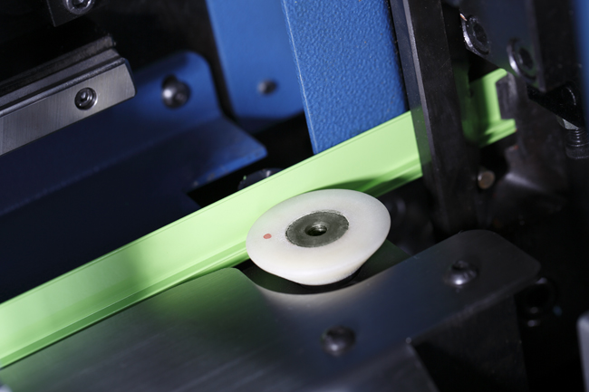 S9710 超級彎字機閉環(huán)控制.jpg S9710 超級彎字機閉環(huán)控制.jpg