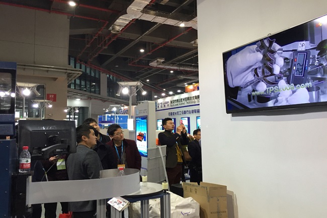 TPS彎字機(jī)第二十三屆(春季)上海國(guó)際廣告展5.jpg TPS彎字機(jī)第二十三屆(春季)上海國(guó)際廣告展5.jpg