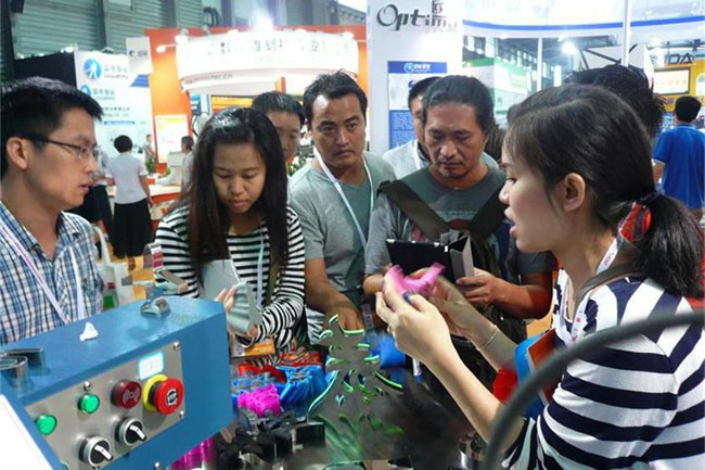 TPS彎字機第二十二屆上海國際廣告展2.jpg TPS彎字機第二十二屆上海國際廣告展2.jpg