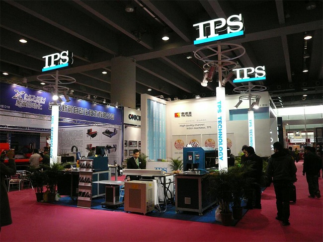 2014TPS彎字機(jī)廣州展會(huì).jpg 2014TPS彎字機(jī)廣州展會(huì).jpg