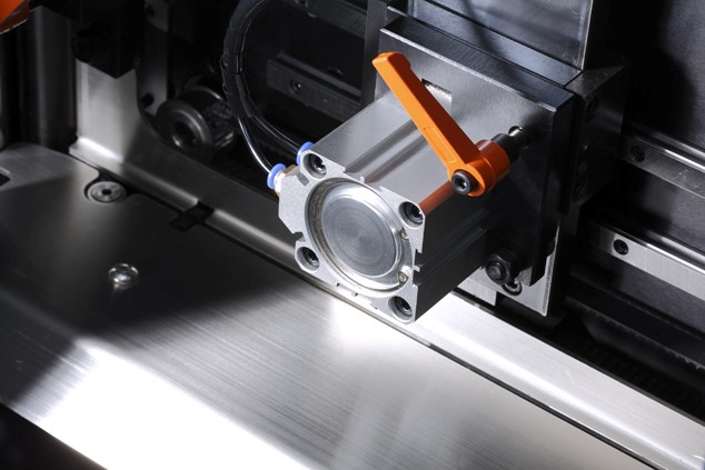 S8710超級字專用彎字機送料機構(gòu).jpg S8710超級字專用彎字機送料機構(gòu).jpg