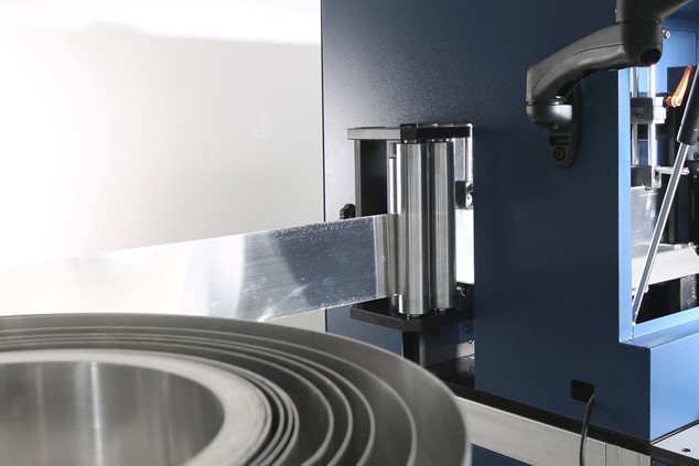 S1800全自動(dòng)剪齒彎字機(jī)盤式送料.jpg S1800全自動(dòng)剪齒彎字機(jī)盤式送料.jpg