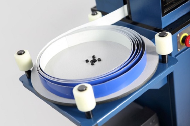 ZB-6710無邊發(fā)光字圍字機(jī)設(shè)備細(xì)節(jié)1.jpg ZB-6710無邊發(fā)光字圍字機(jī)設(shè)備細(xì)節(jié)1.jpg